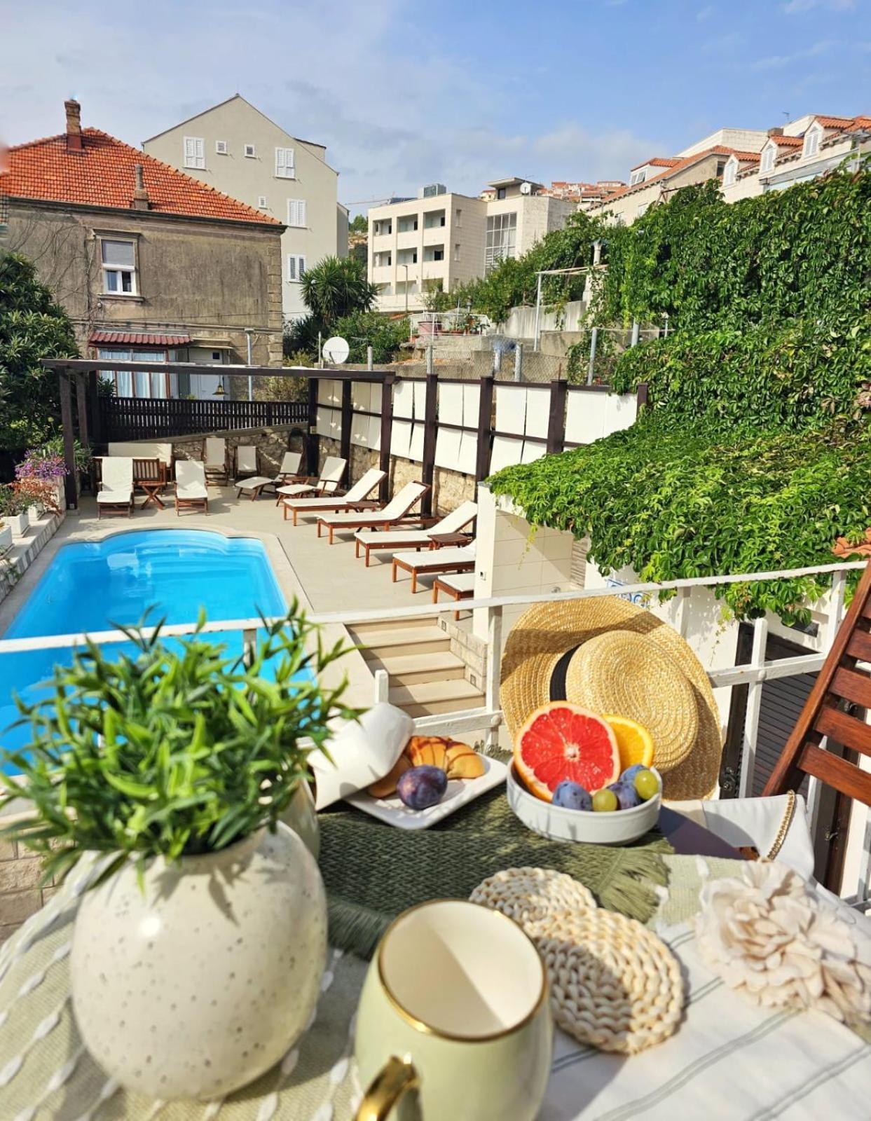Apartments Miljas Дубровник Екстериор снимка
