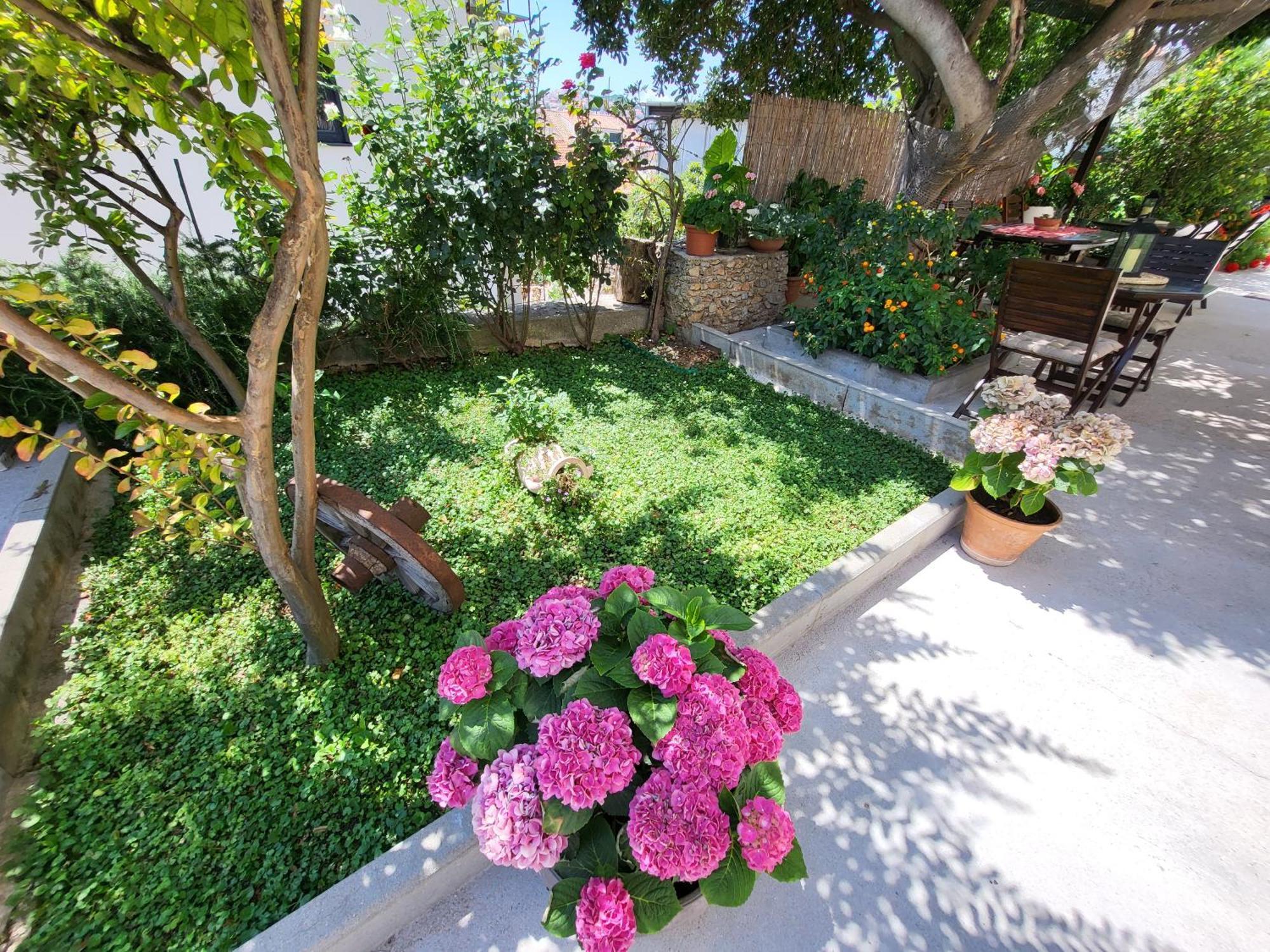 Apartments Miljas Дубровник Екстериор снимка