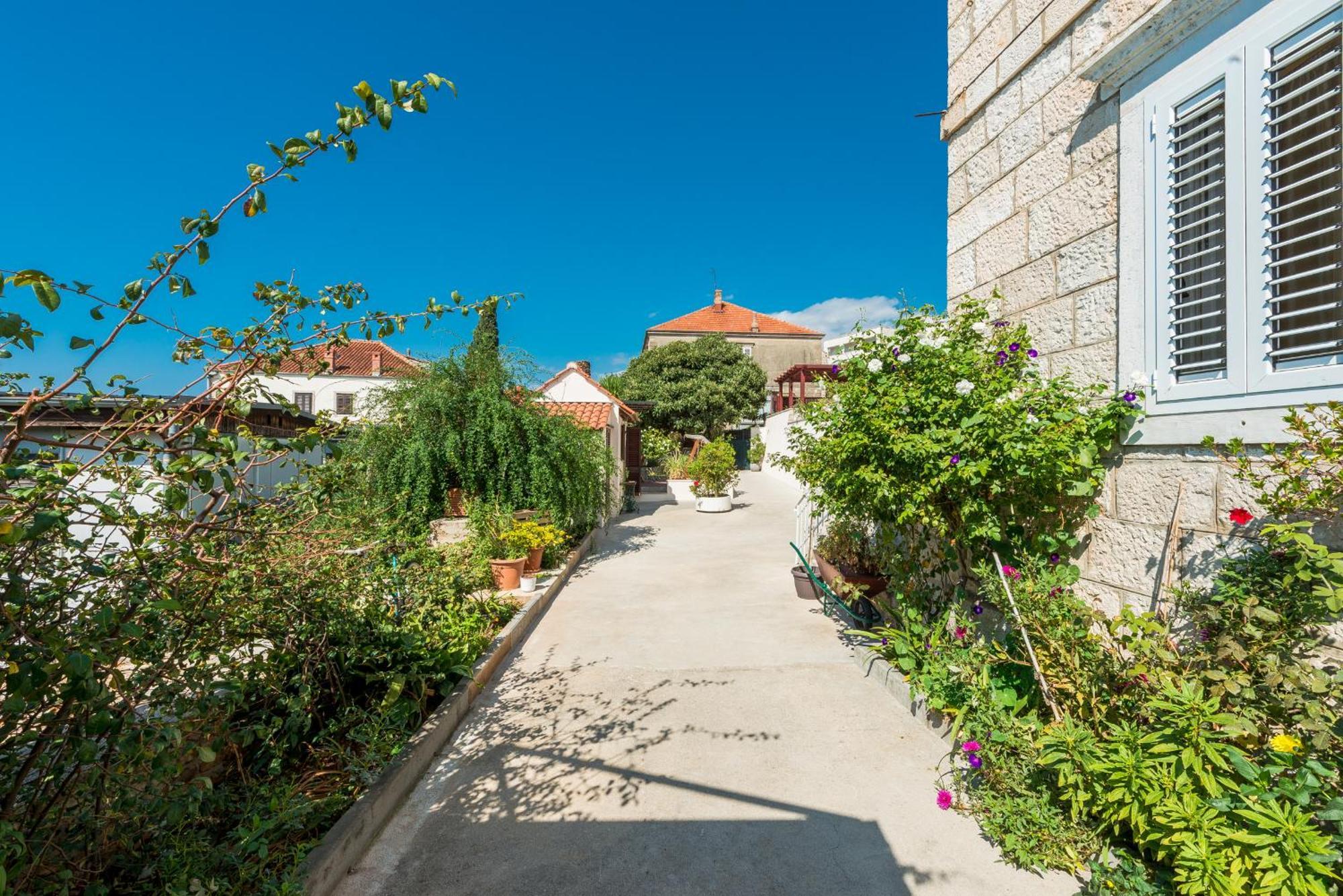 Apartments Miljas Дубровник Екстериор снимка